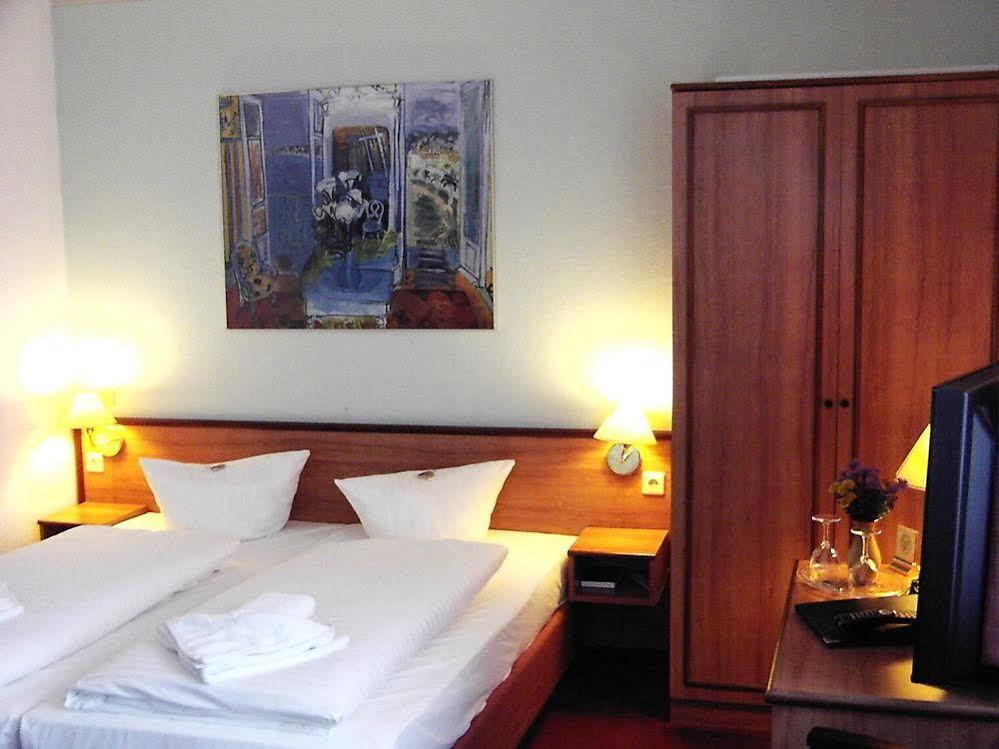 Burg Hotel Ziesar Esterno foto